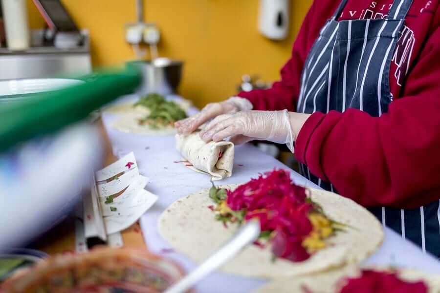 Can coronavirus spread through foods?