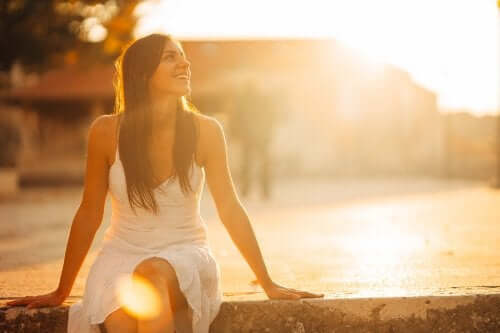 happy woman at sunrise