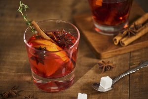 How to Make Orange-Cinnamon Iced Tea