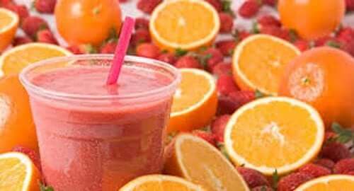 orange, strawberry, and plaintain smoothie