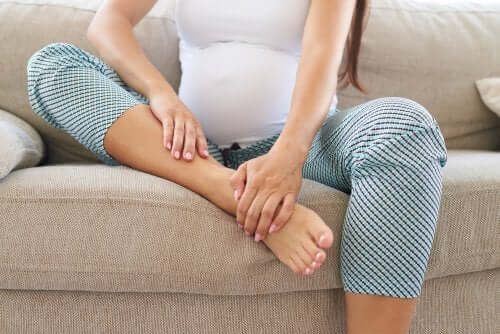 A pregnant woman in pain.