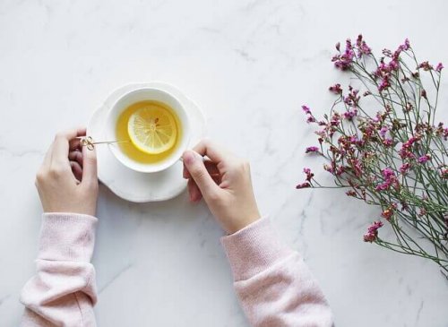 Relaxing lemon tea.