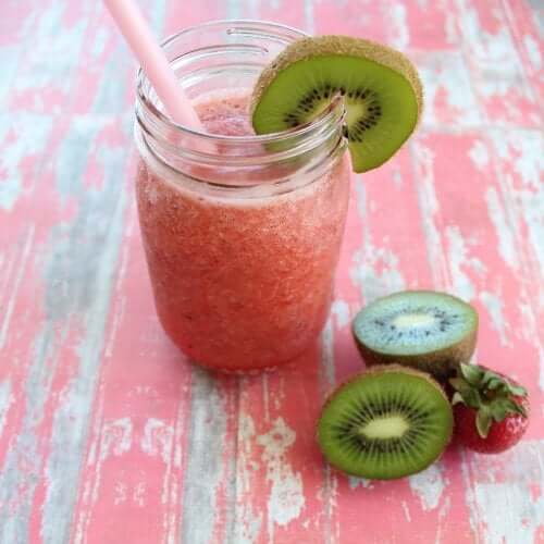 A strawberry kiwi fruit infused water
