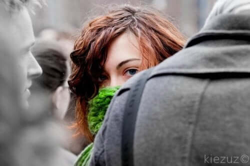 Woman with philophobia.