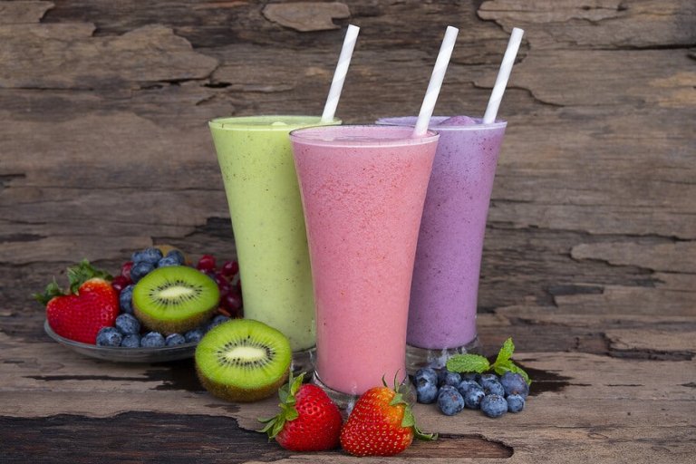 Some Great Yogurt Smoothies for a Snack!