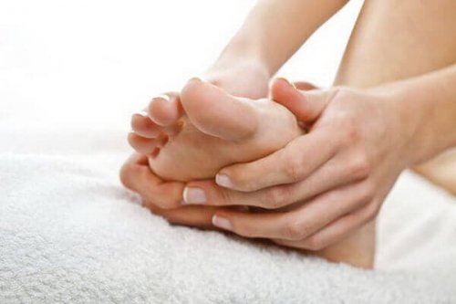 Exercises to Reduce Feet Swelling during Pregnancy