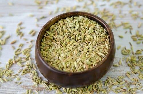 A bowl of fennel seeds.