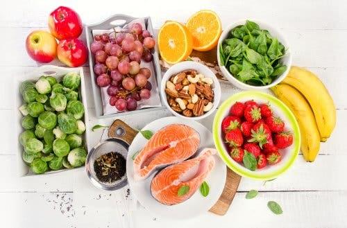 Mediterranean diet foods.