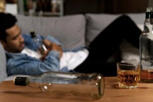 My Partner Is an Alcoholic: How Can I Help Them?