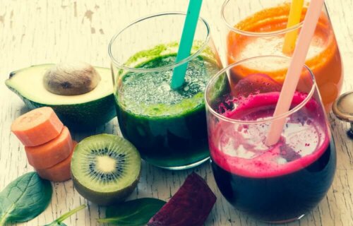 Different colored fruit juices in glasses, a source of glucose your body can assimilate.
