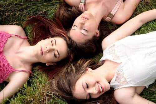 Is It True that Women's Periods Synchronize?