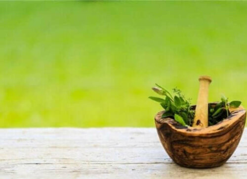 A pestle and mortar.