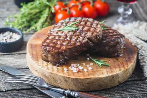 How Much Meat Should You Eat Per Week?