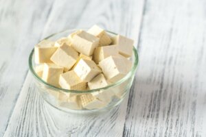 Varieties of Vegan Cheeses and Their Benefits