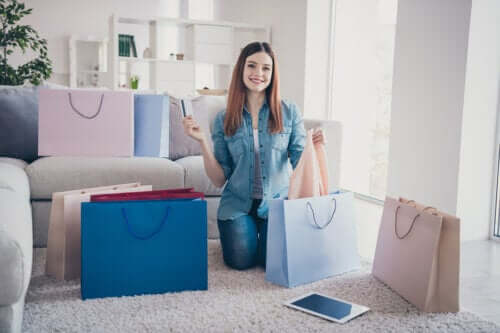 4 Signs You're Addicted to Shopping