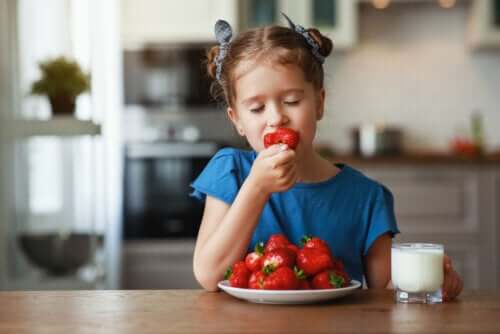 Three Types of Fruit to Eat During the Summer