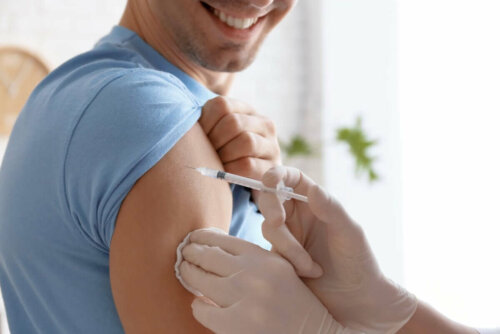 A person getting a vaccine.