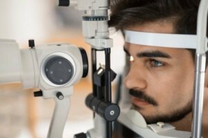 Description and Characteristics of Retinitis Pigmentosa