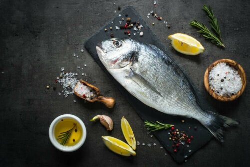 Fish is a great animal protein pregnant women can have for dinner.