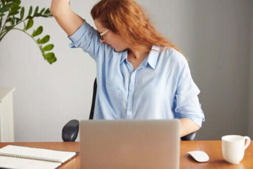 What's the Cause of a Strong Body Odor?