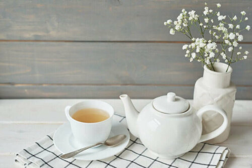 Honey and pepper tea.