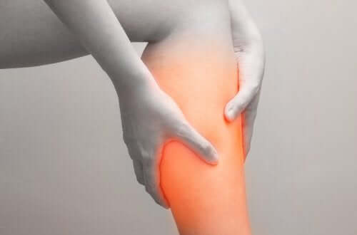 What Are Calf Muscle Injuries and How Are They Treated?