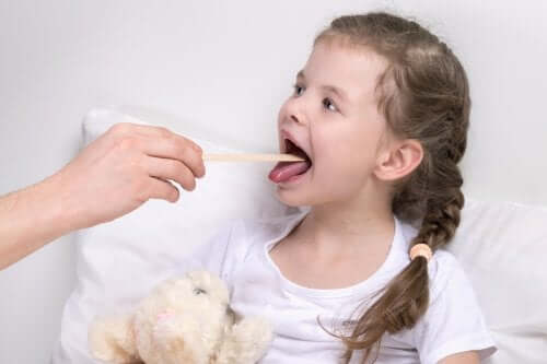 Laryngitis in Children: Symptoms and Treatment