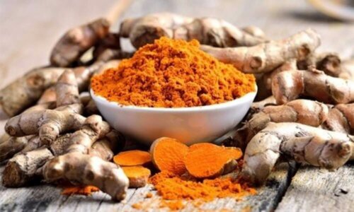 Turmeric powder.