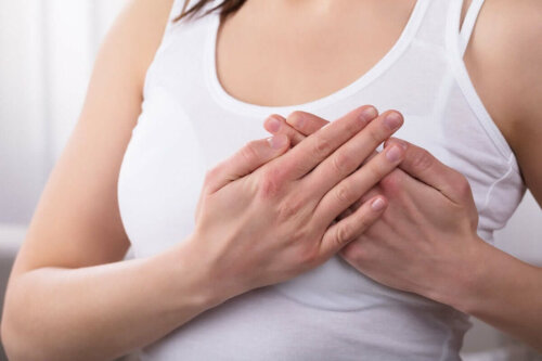 mastitis pain