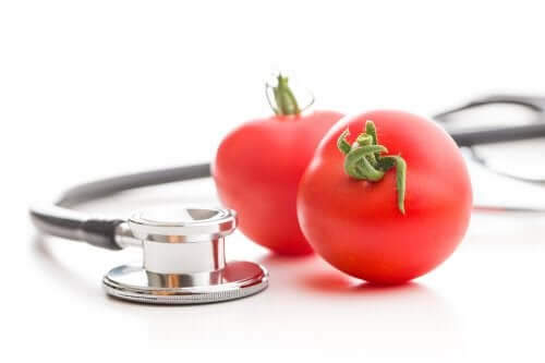 Tomatoes Help Lower High Blood Pressure