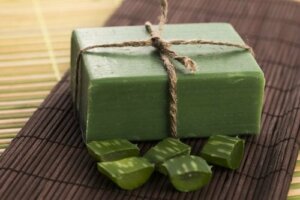 How to Make Lye-Free Aloe Vera Soap
