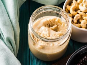 Cashew Cream: Properties, Preparation and Uses