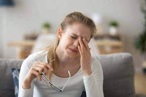 Allergic Conjunctivitis: Symptoms, Causes, and Treatment