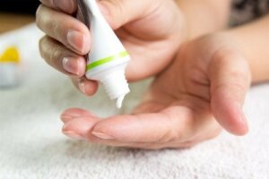 Diproderm on Skin: Uses and Side Effects