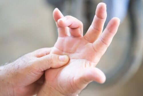 Trigger Finger: Main Symptoms and Treatments