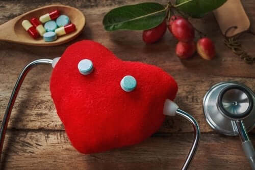 A heart toy.