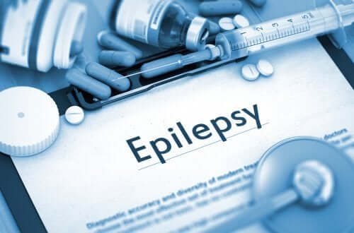 Schowek z lekami i napisem „epilepsja”.