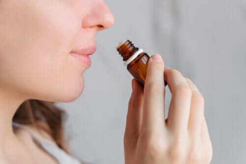 Does Aromatherapy Help Relieve Menstrual Pain?