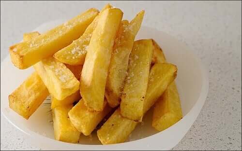 French fries are one of the main sources of acrylamide.