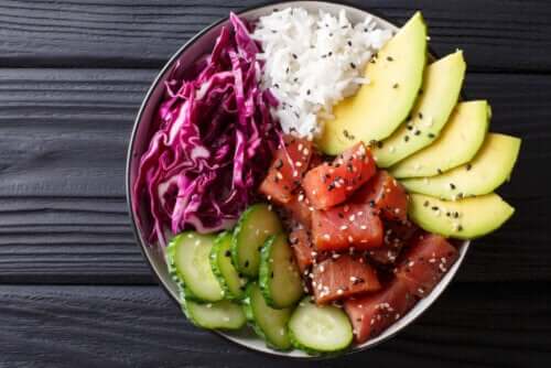 How to Make Poke, A Very Popular Food