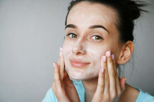 Are Buttermilk Masks Good for the Skin?