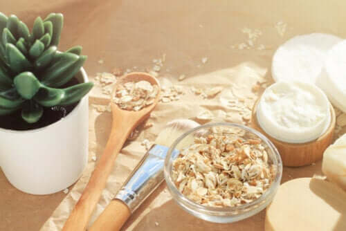 What Is Colloidal Oatmeal and What Are Its Benefits?