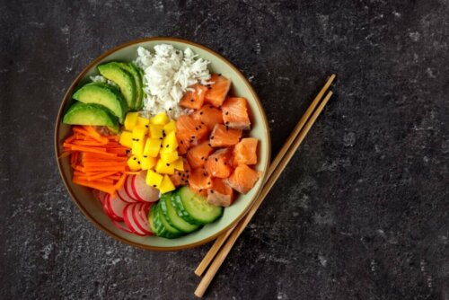 A poke bowl.