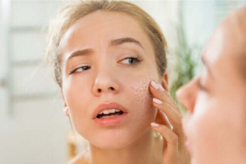What Are the Causes of Dry Skin?