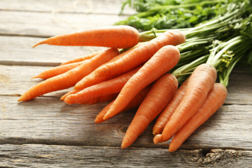A bunch of carrots.
