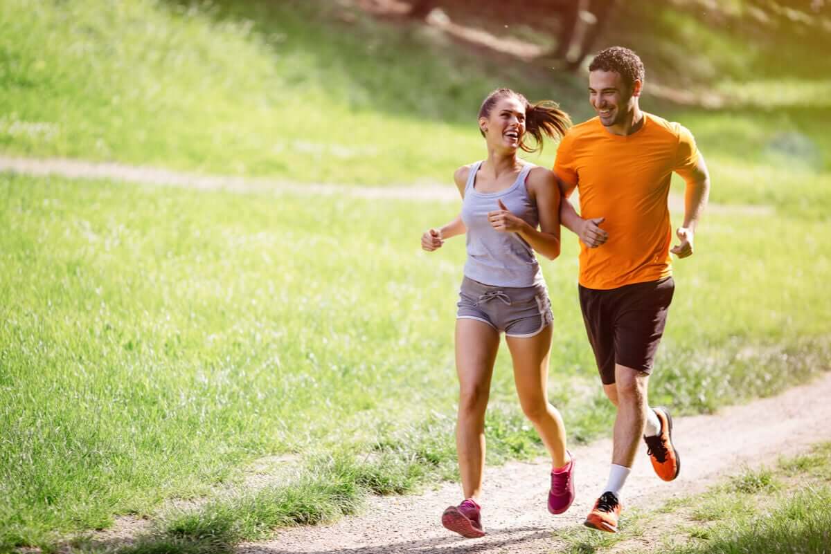 Couples who exercise together can help keep each other motivated. 