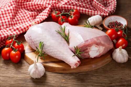 Turkey and Chicken Meat: What Are the Differences?
