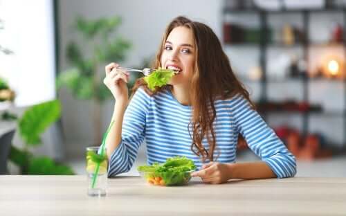 Six Tips to Eat Less and Not Be Hungry