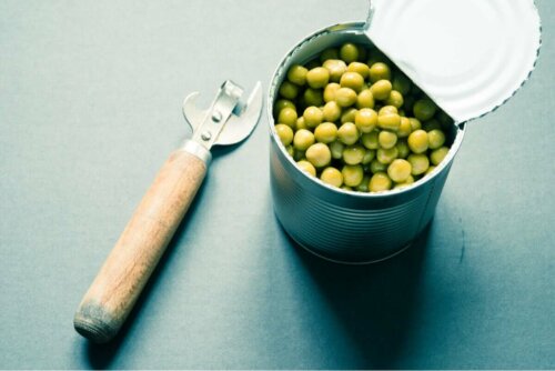 A can of peas.