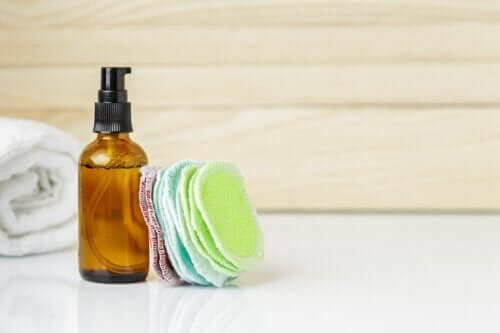 DIY Reusable Makeup Remover Pads